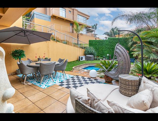 2 BEDROOM PENTHOUSE SOLD IN GLENVISTA
